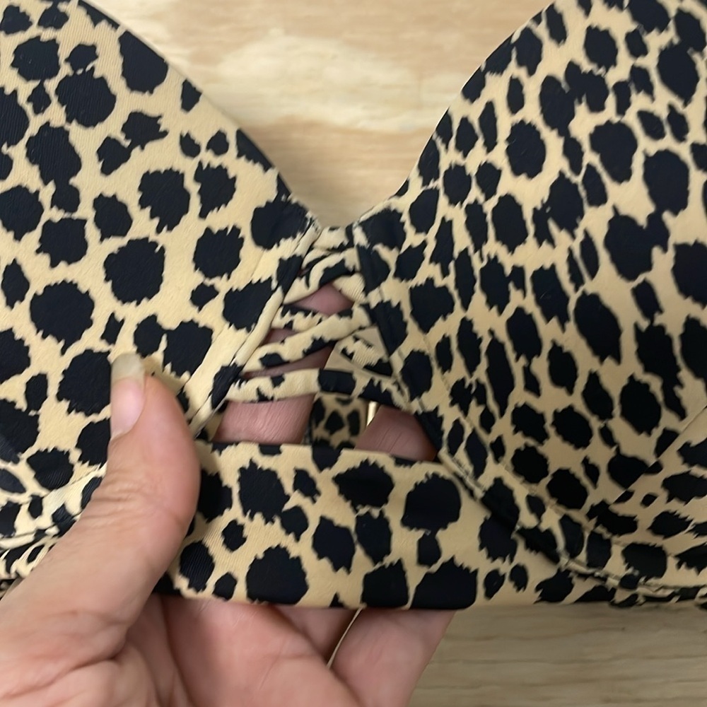 Victoria Secret Strapless Leopard Animal Cheetah Print Swimsuit size M 34B top - Picture 6 of 10